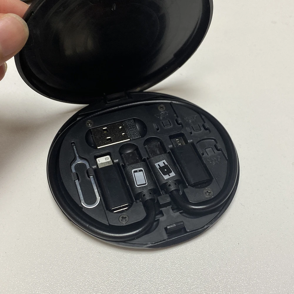 Hot selling mobile phone 60W Fast Charging data cable 3 in 1 USB cable set storage set box
Hot selling mobile phone 60W Fast Charging data cable 3 in 1 USB cable set storage set box