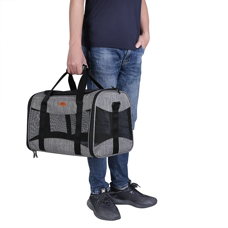 Newly designed portable foldable pet carrier bag approved by popular airlines for outdoor travel pet bag
Newly designed portable foldable pet carrier bag approved by popular airlines for outdoor travel pet bag