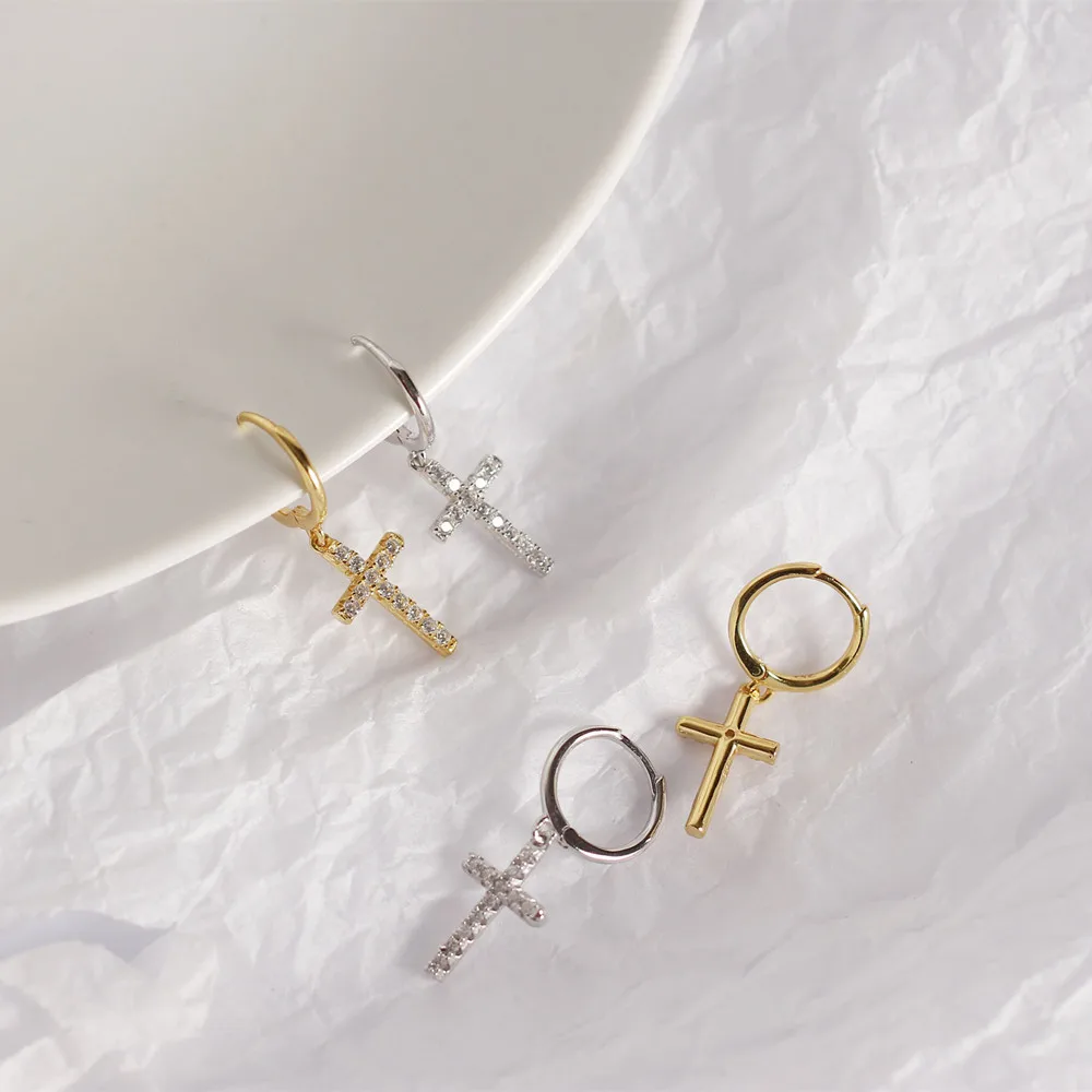DANYANG S925 sterling silver earrings cross pendant zircon diamond earrings for women ladies round cross earrings Jewelry
DANYANG S925 sterling silver earrings cross pendant zircon diamond earrings for women ladies round cross earrings Jewelry