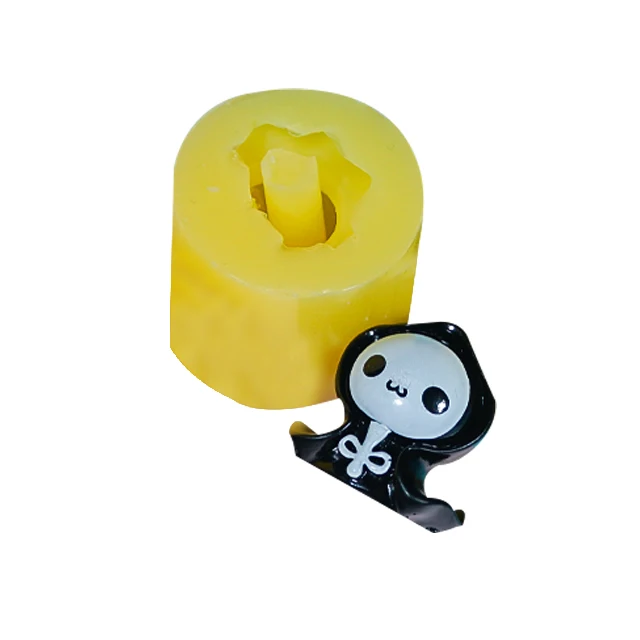 Halloween series 3D ghost straw topper silicone resin mold, Yellow
Halloween series 3D ghost straw topper silicone resin mold, Yellow