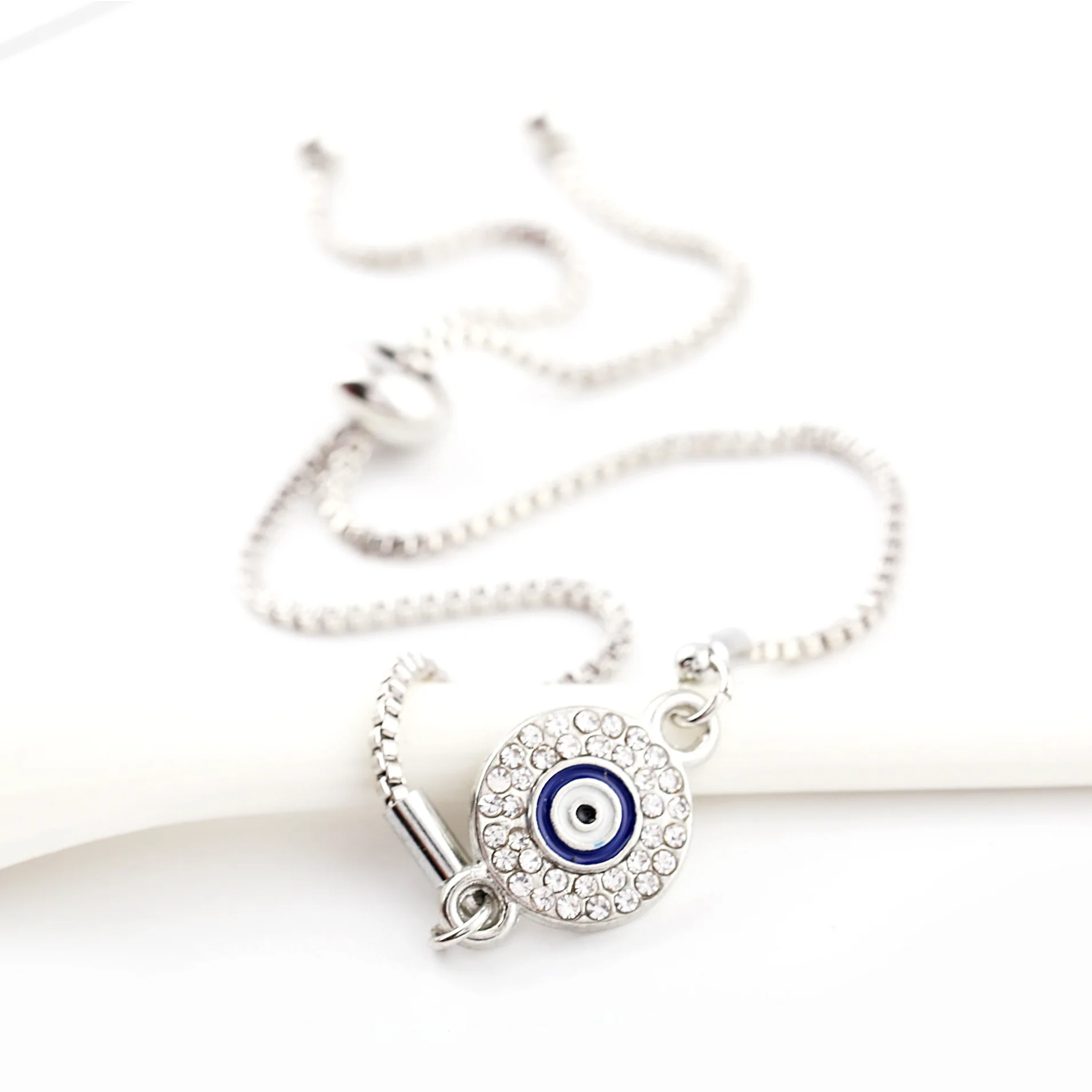 Simple Design Adjustable Rhinestone Evil Eyes Bracelet Silver Plated Crystal Blue Eye Charm Bracelets
Simple Design Adjustable Rhinestone Evil Eyes Bracelet Silver Plated Crystal Blue Eye Charm Bracelets