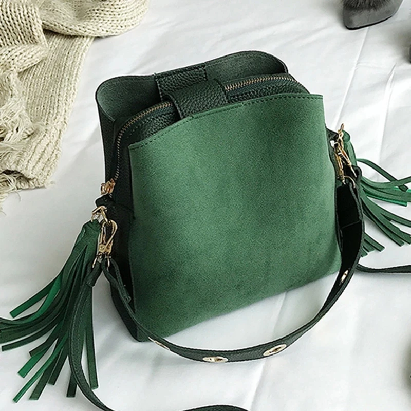 2021 New Fashion Scrub Women Bucket hand bags Vintage Tassel High Quality Retro handbags Simple Crossbody Bag Tote, 7colors
2021 New Fashion Scrub Women Bucket hand bags Vintage Tassel High Quality Retro handbags Simple Crossbody Bag Tote, 7colors