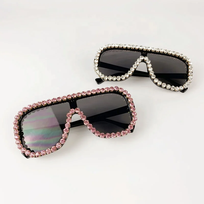 Luxury Women Sunglasses Vintage Retro Brand Designer Oversized Female Rhinestone Sunglasses Men Oculos
Luxury Women Sunglasses Vintage Retro Brand Designer Oversized Female Rhinestone Sunglasses Men Oculos