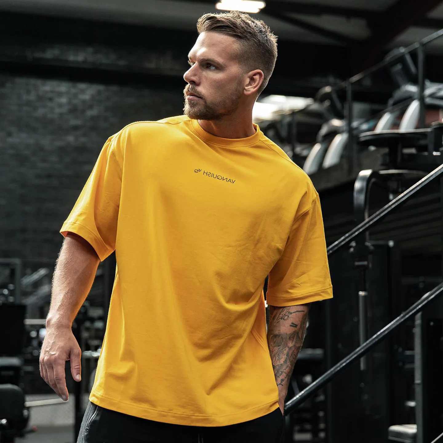 Round-neck exercise fitness T-shirt men quick dry breathable sweat training casual plain color short sleeve oversized tshirt
Round-neck exercise fitness T-shirt men quick dry breathable sweat training casual plain color short sleeve oversized tshirt