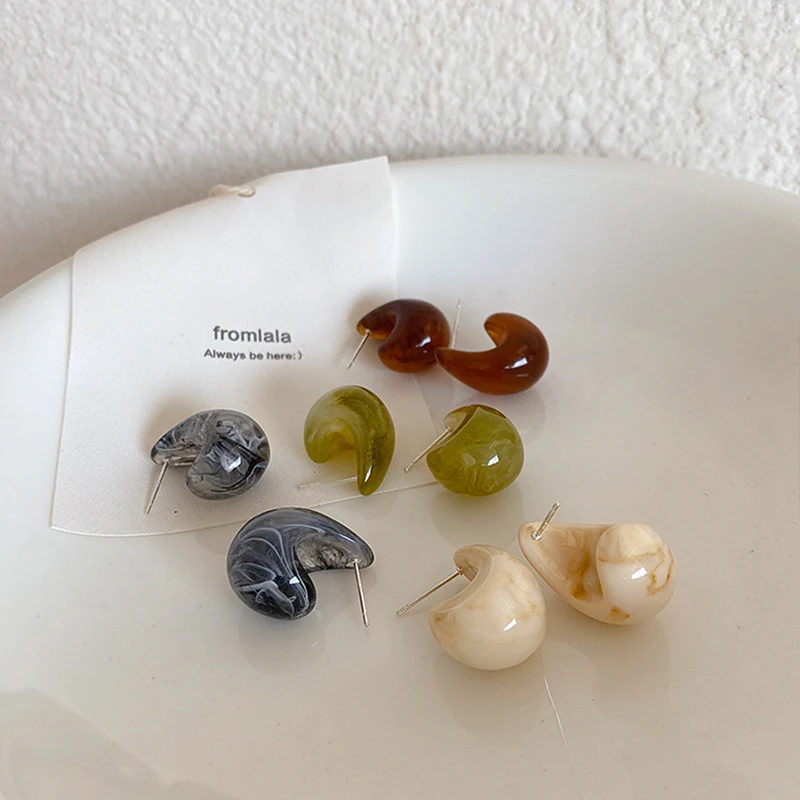 Trendy Lovely Water Drop Resin Earrings Fashion Curved Resin Vintage Earrings Women Temperament C-shaped Jewelry Gift
Trendy Lovely Water Drop Resin Earrings Fashion Curved Resin Vintage Earrings Women Temperament C-shaped Jewelry Gift