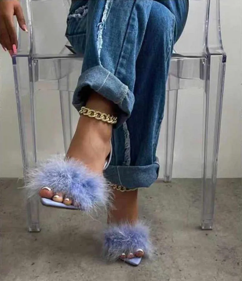 112802 2021 autumn new women's shoes fashion temperament feather pointed chain thin heel sandals super high heels women's shoes
112802 2021 autumn new women's shoes fashion temperament feather pointed chain thin heel sandals super high heels women's shoes