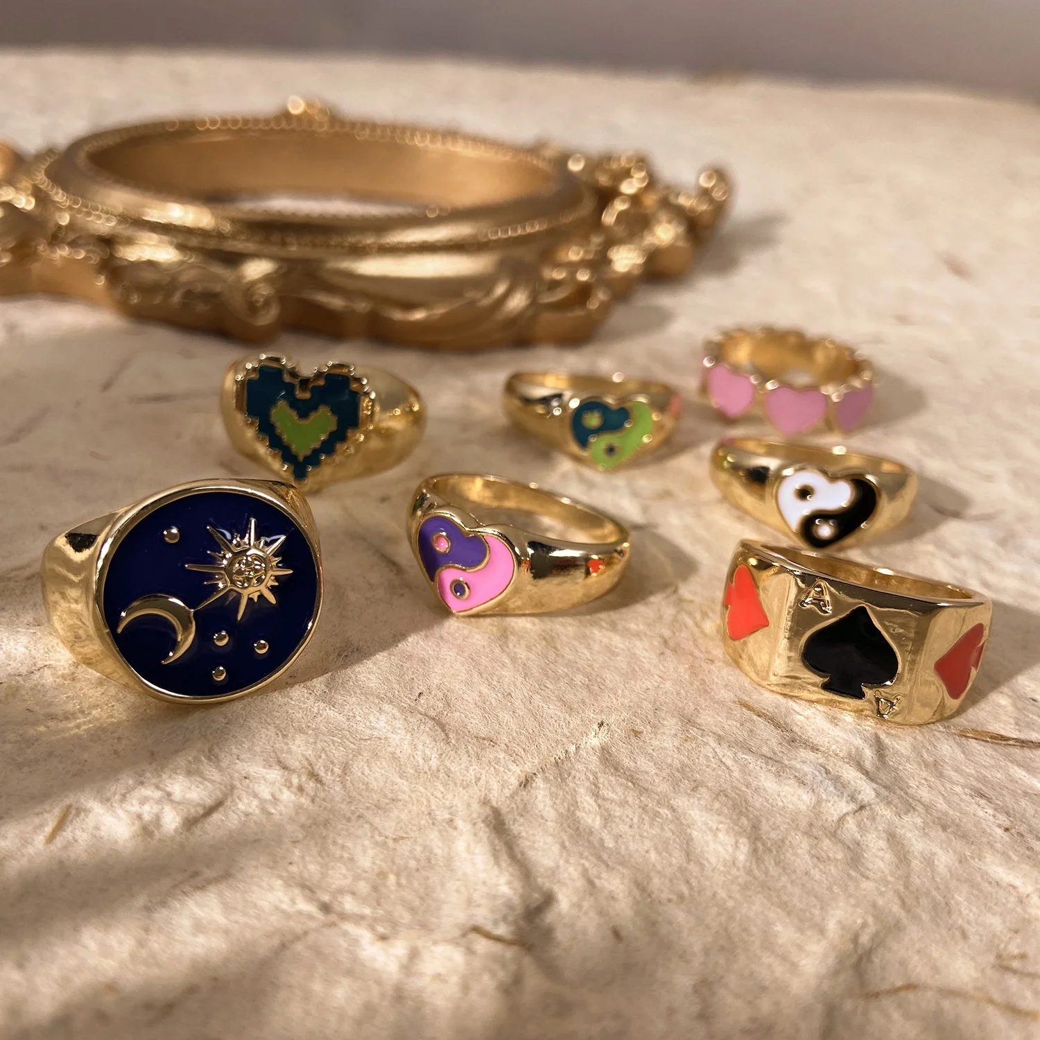 New arrival fashion y2k jewelry for women colorful heart YinYang drip oil metal finger rings simple gold plated enamel rings
New arrival fashion y2k jewelry for women colorful heart YinYang drip oil metal finger rings simple gold plated enamel rings