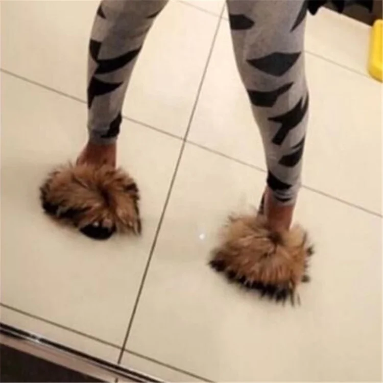 2021 New USA Market Hot Selling drop shipping super big fluffy real racoon fur slides vendors for women and toddler baby kids
2021 New USA Market Hot Selling drop shipping super big fluffy real racoon fur slides vendors for women and toddler baby kids