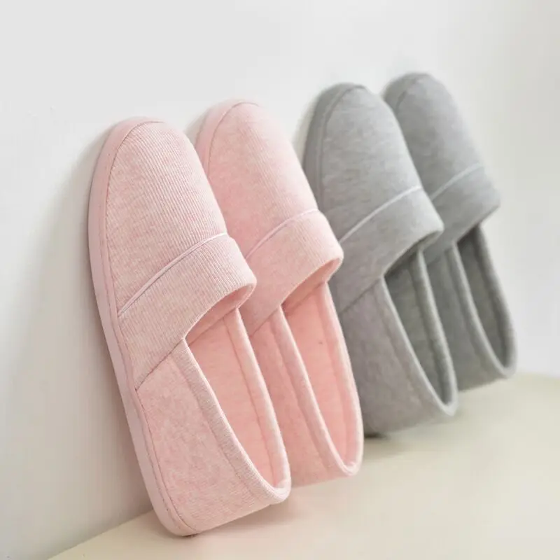 Winter new plush Indoor thick-soled soft slippers fur fluffy house slippers 
Winter new plush Indoor thick-soled soft slippers fur fluffy house slippers
