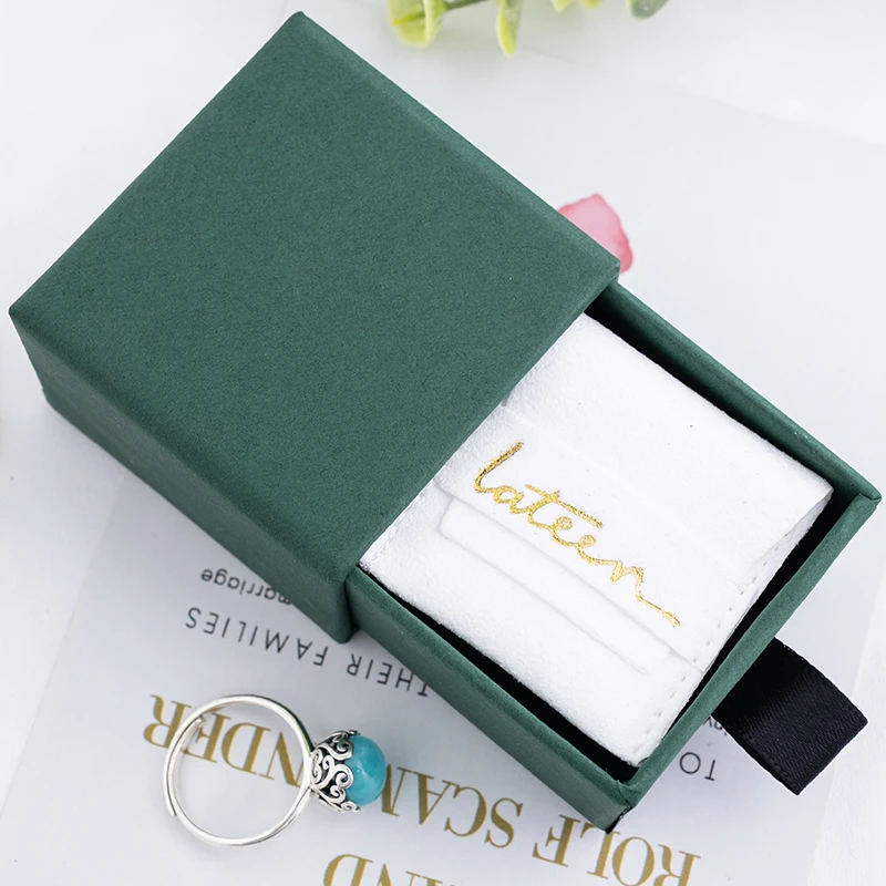 Custom Logo Ring Jewelry Gift Packaging White Microfiber Suede Leather Envelope Jewelry Pouch Bag with Jewelry Box Packaging
Custom Logo Ring Jewelry Gift Packaging White Microfiber Suede Leather Envelope Jewelry Pouch Bag with Jewelry Box Packaging