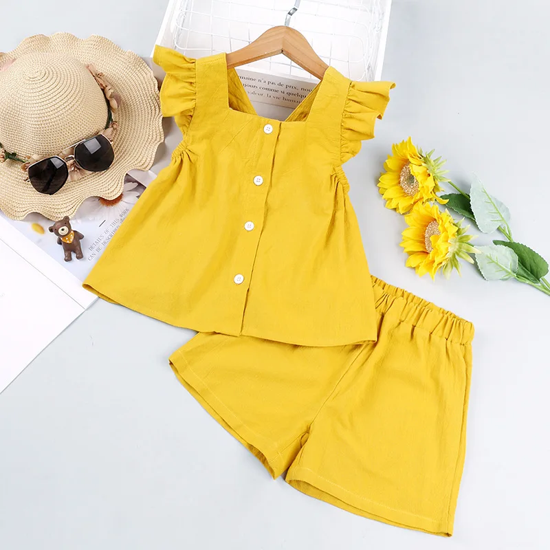 2021 New Girl Summer Wear Flying Sleeve Top Shorts Two Piece Pure Yellow Color Single Breasted Tops Bottoms Sets Children Suit
2021 New Girl Summer Wear Flying Sleeve Top Shorts Two Piece Pure Yellow Color Single Breasted Tops Bottoms Sets Children Suit