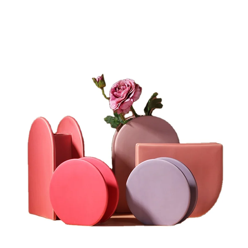 Nordic Style Creative Modern Decorative Vase Ceramic Flower Vase Home Decoration Crafts Flower Vases For Weddings Centerpiece
Nordic Style Creative Modern Decorative Vase Ceramic Flower Vase Home Decoration Crafts Flower Vases For Weddings Centerpiece