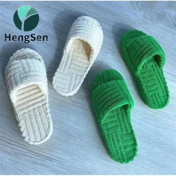 New style fashion design winter thick bottom soft sole flat heel non-slip embossed warm towel cotton fashion fur slippers, Picture
New style fashion design winter thick bottom soft sole flat heel non-slip embossed warm towel cotton fashion fur slippers, Picture