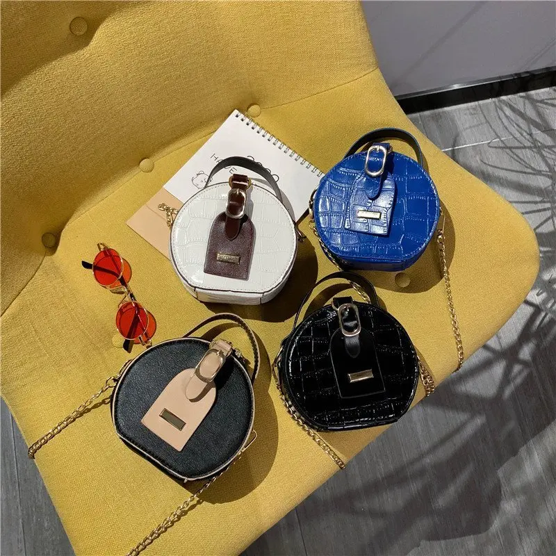 2020 purses ladies tiny purses crossbody chinese coin purse, Black/white/blue/brown
2020 purses ladies tiny purses crossbody chinese coin purse, Black/white/blue/brown