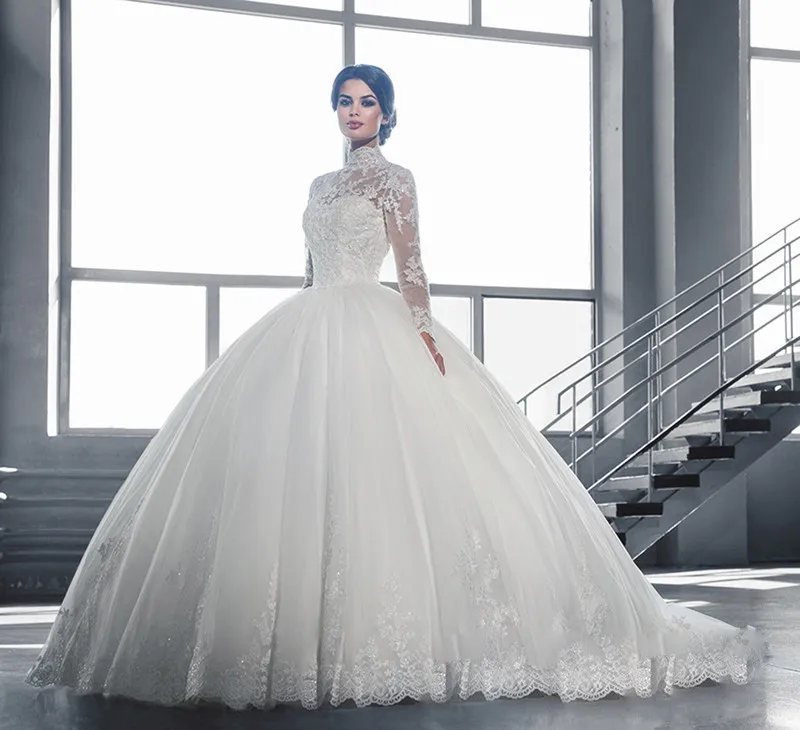 New Long Sleeve Floor Length Tail 2021 Lace Up White Gown Luxury Bridal Wedding Dress
New Long Sleeve Floor Length Tail 2021 Lace Up White Gown Luxury Bridal Wedding Dress