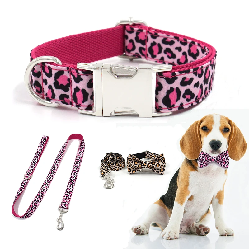 Wholesale New Fashion Silver Buckle Dog Accessories Luxury Bow Tie Dog Collar Leash Set Pet Collars & Leashes
Wholesale New Fashion Silver Buckle Dog Accessories Luxury Bow Tie Dog Collar Leash Set Pet Collars & Leashes