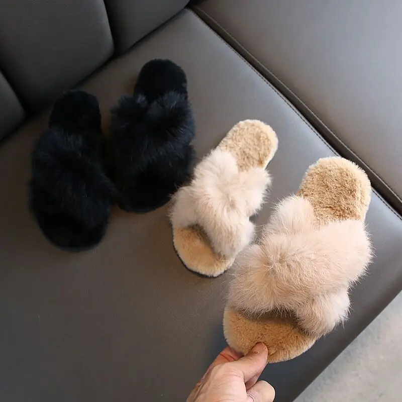 Korean New design imitated rabbit fur warm slippers Custom children fur slippers, Black brown
Korean New design imitated rabbit fur warm slippers Custom children fur slippers, Black brown