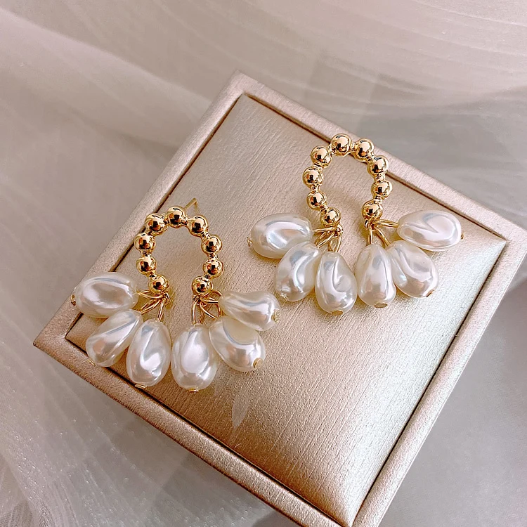 JINGLIANG 2020 Personality baroque pearl stud earrings women Elegant Pendant Earrings Jewelry, Gold
JINGLIANG 2020 Personality baroque pearl stud earrings women Elegant Pendant Earrings Jewelry, Gold
