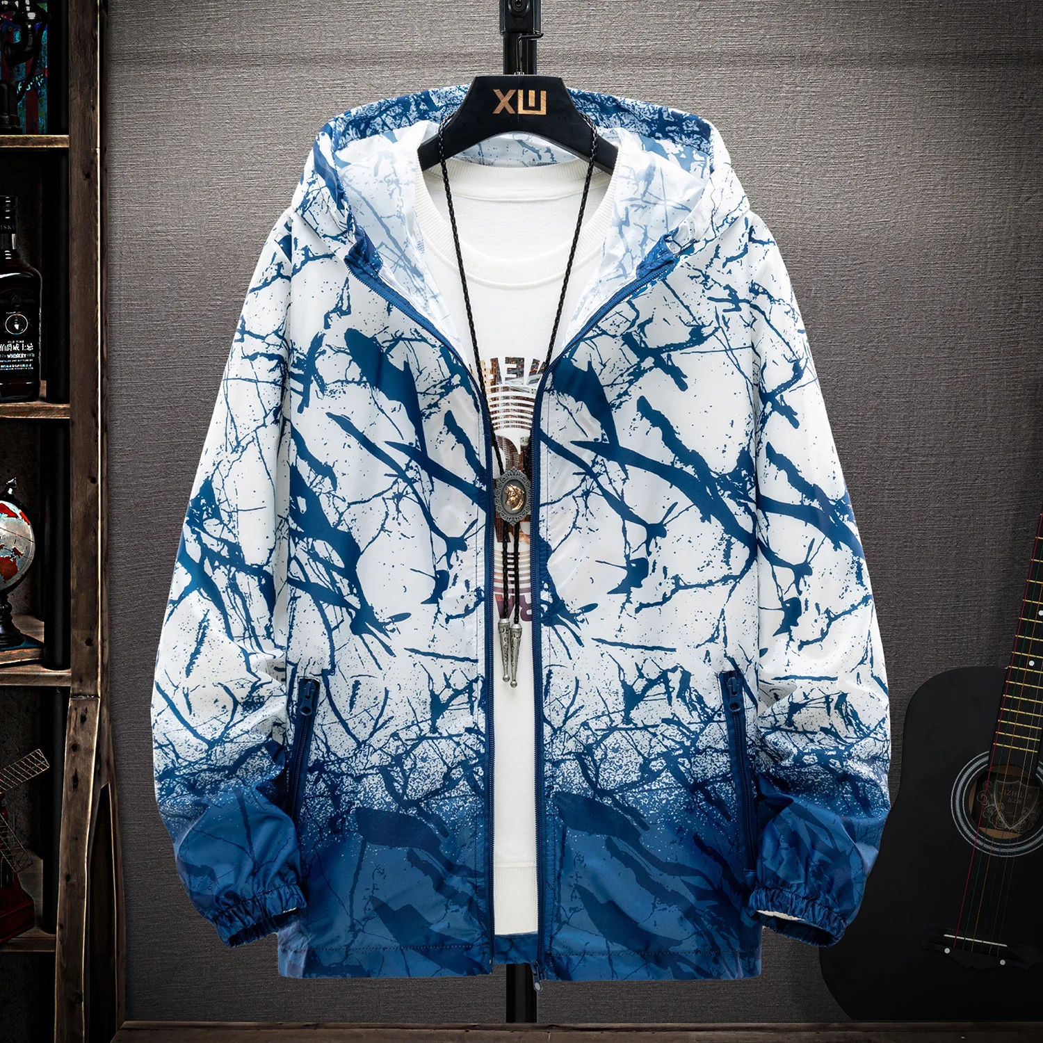 Thin sunblock 2021 summer new men's breathable hooded sunblock hoodie, Multi color optional
Thin sunblock 2021 summer new men's breathable hooded sunblock hoodie, Multi color optional