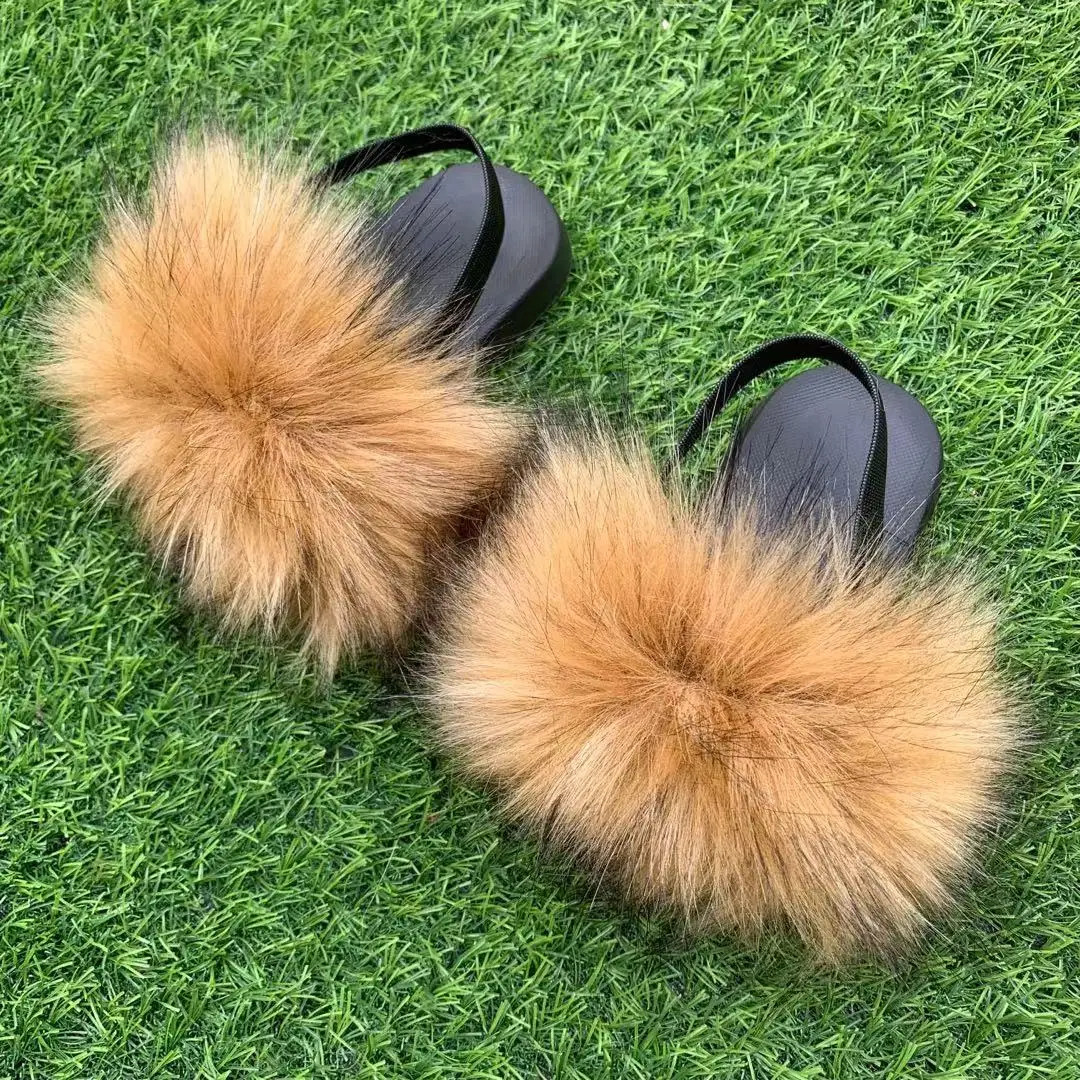 2021 Wholesale fashion luxury big furry real fox pink fur slipper with rhinestone for women
2021 Wholesale fashion luxury big furry real fox pink fur slipper with rhinestone for women