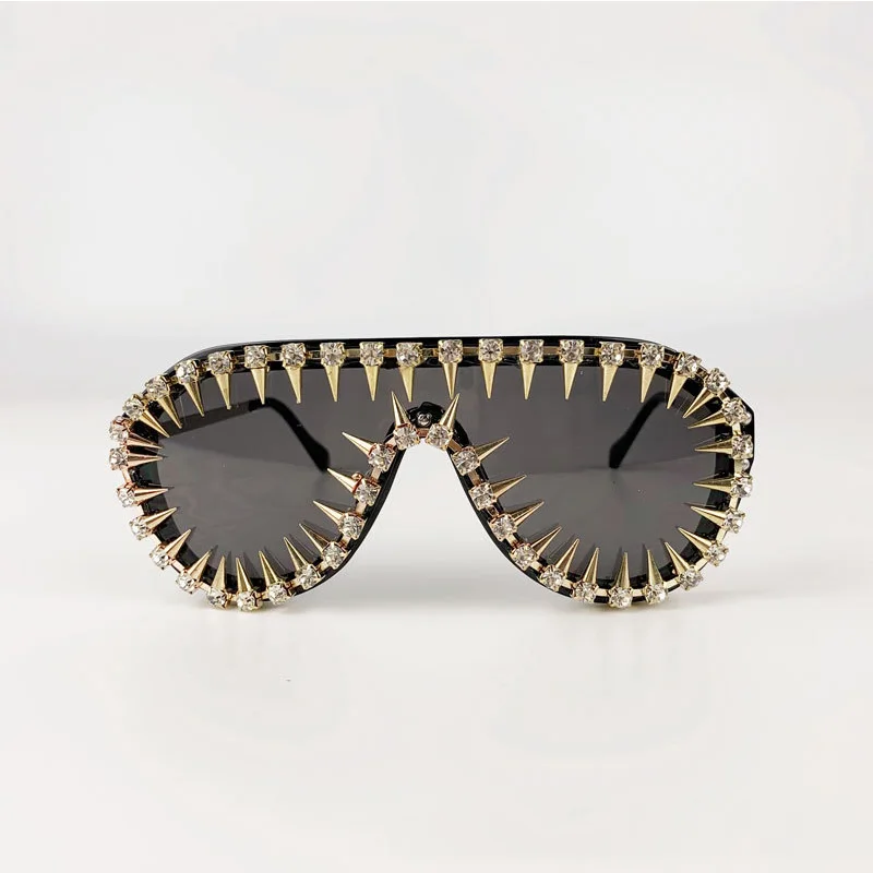 2021 new diamond ladies sunglasses baroque exaggerated personality sunglasses men and women decorative sunglasses, Custom colors
2021 new diamond ladies sunglasses baroque exaggerated personality sunglasses men and women decorative sunglasses, Custom colors