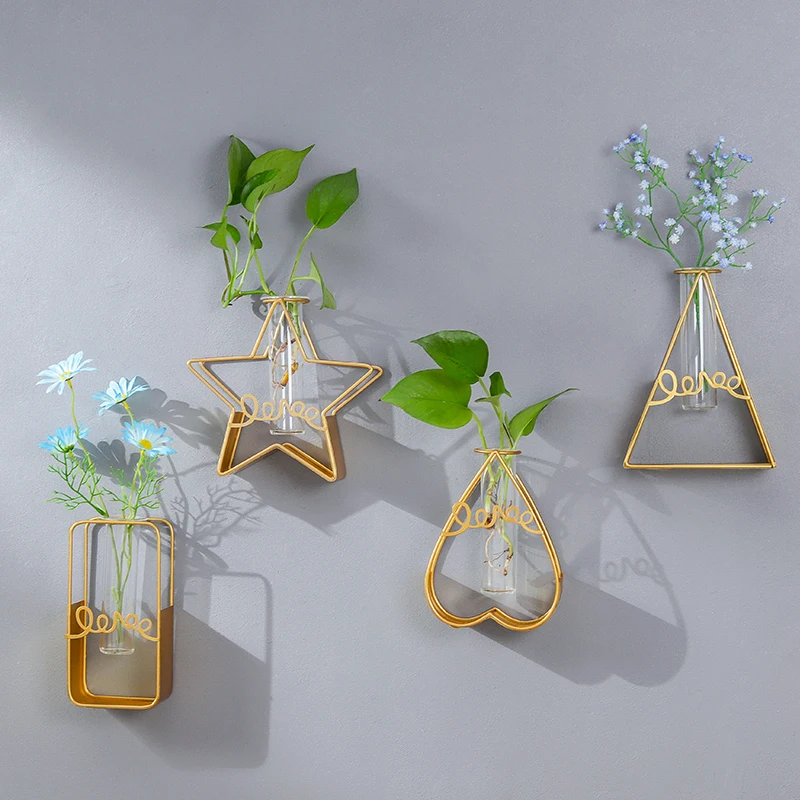 Nordic light luxury hydroponic container wall hanging, home living room background wall plant dried flower decoration pendant, Golden
Nordic light luxury hydroponic container wall hanging, home living room background wall plant dried flower decoration pendant, Golden