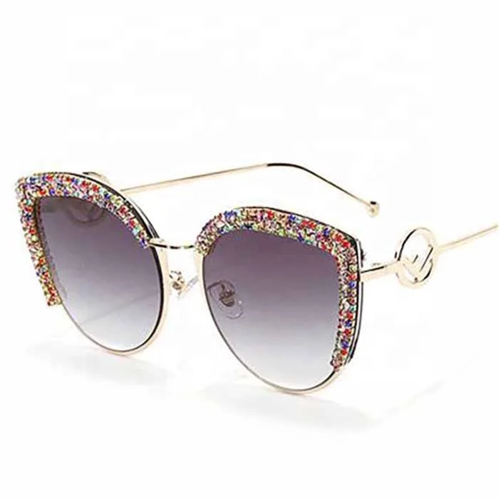 Custom Italy Design UV400 Fashion Luxury Ladies Diamond Sun Glasses Trendy Rhinestone Crystal Women Shades Sunglasses 2020, Customized color
Custom Italy Design UV400 Fashion Luxury Ladies Diamond Sun Glasses Trendy Rhinestone Crystal Women Shades Sunglasses 2020, Customized color