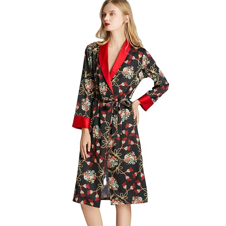 Wholesale Knee Length Sleep Robes Floral Printed Sexy Satin Bridesmaid Robes Silk Summer Woman Pajamas, Black
Wholesale Knee Length Sleep Robes Floral Printed Sexy Satin Bridesmaid Robes Silk Summer Woman Pajamas, Black