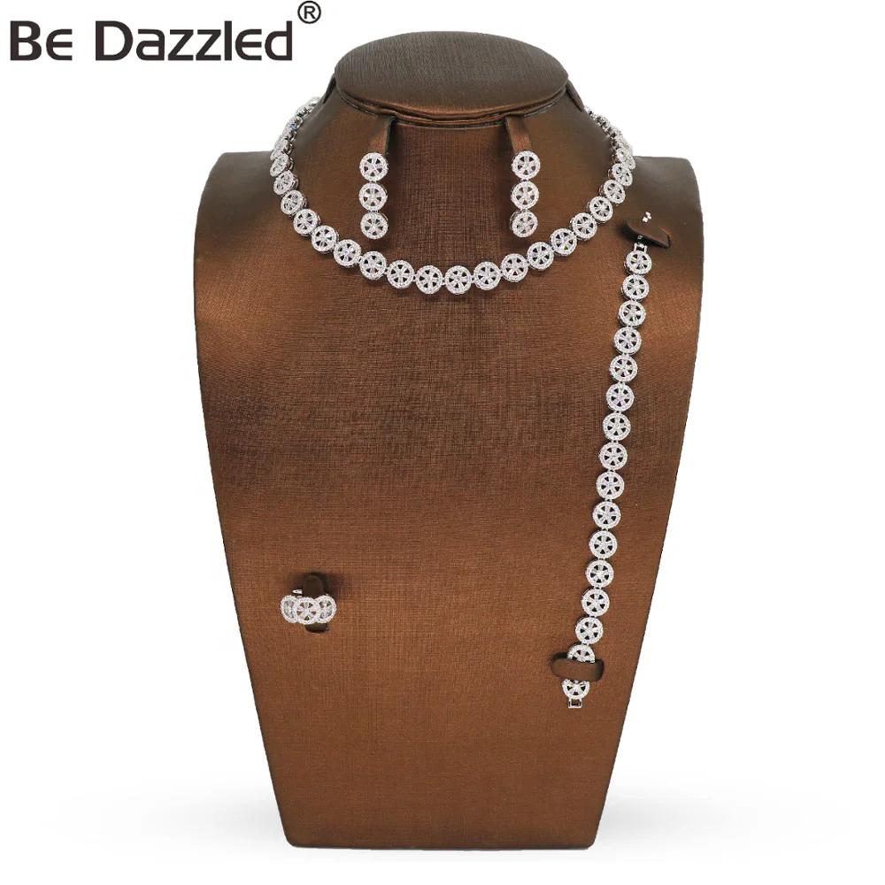 Bedazzled luxury women zircon cz cubic zirconia necklace wedding bridal jewelry set
Bedazzled luxury women zircon cz cubic zirconia necklace wedding bridal jewelry set