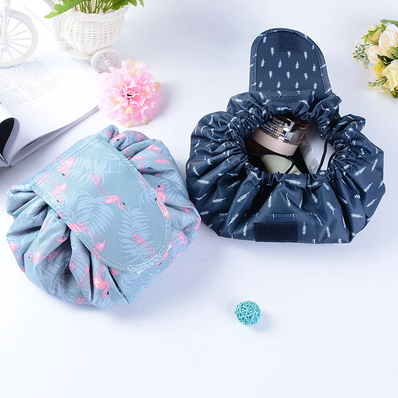 Ready to Ship Large Capacity Soft Flannel Fabric Cosmetic Storage Bag Lay Flat Makeup Pouch Lazy Drawstring Makeup Bag
Ready to Ship Large Capacity Soft Flannel Fabric Cosmetic Storage Bag Lay Flat Makeup Pouch Lazy Drawstring Makeup Bag