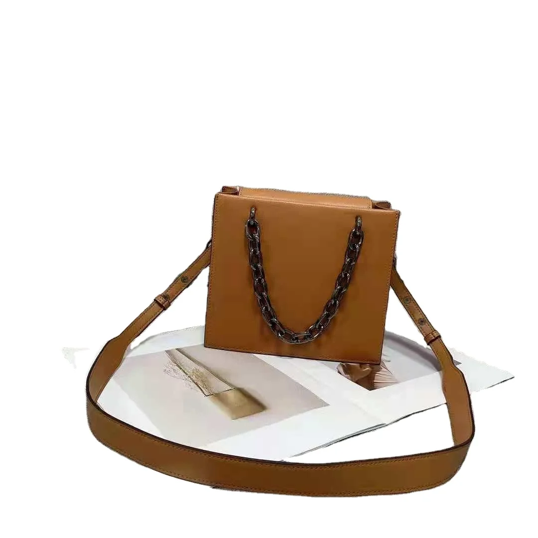 women hand bags lady on sale designer handbags 2021 China factory wholesale genuine leather handbags, Various colors
women hand bags lady on sale designer handbags 2021 China factory wholesale genuine leather handbags, Various colors