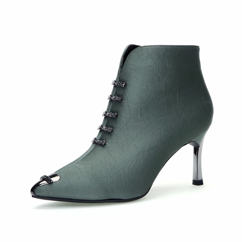 Martin Female Short Boots Korean Version Of Metal Buckle Side Zipper Pointed High Heel Boots Winter New Thin Teel Fashion Boots, Black/green/beige
Martin Female Short Boots Korean Version Of Metal Buckle Side Zipper Pointed High Heel Boots Winter New Thin Teel Fashion Boots, Black/green/beige