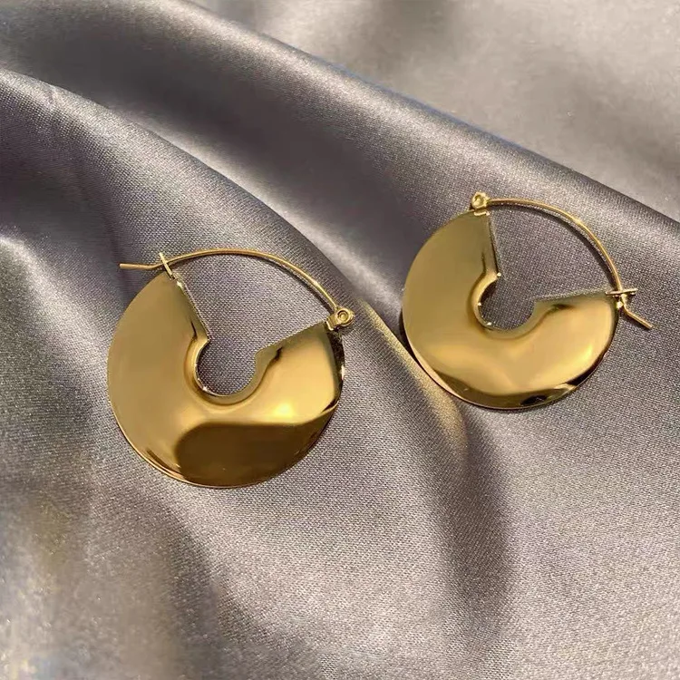 Ins Popular A Pair Designer Ear Studs Vintage Fashion 18k Gold Plated Stainless Steel Earrings
Ins Popular A Pair Designer Ear Studs Vintage Fashion 18k Gold Plated Stainless Steel Earrings