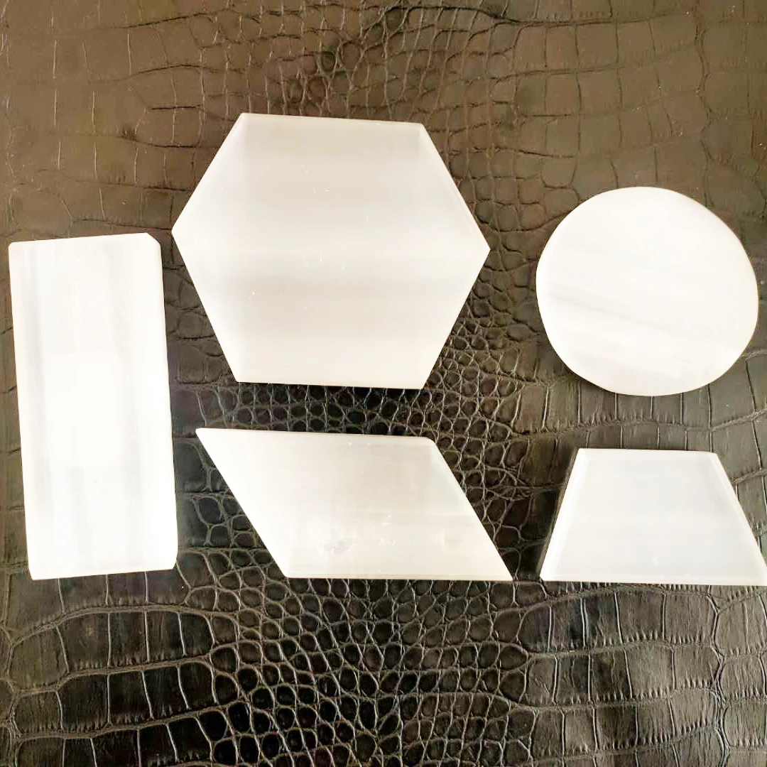 Wholesale high quality natural clear cure feng Shui carved white selenite charging board
Wholesale high quality natural clear cure feng Shui carved white selenite charging board