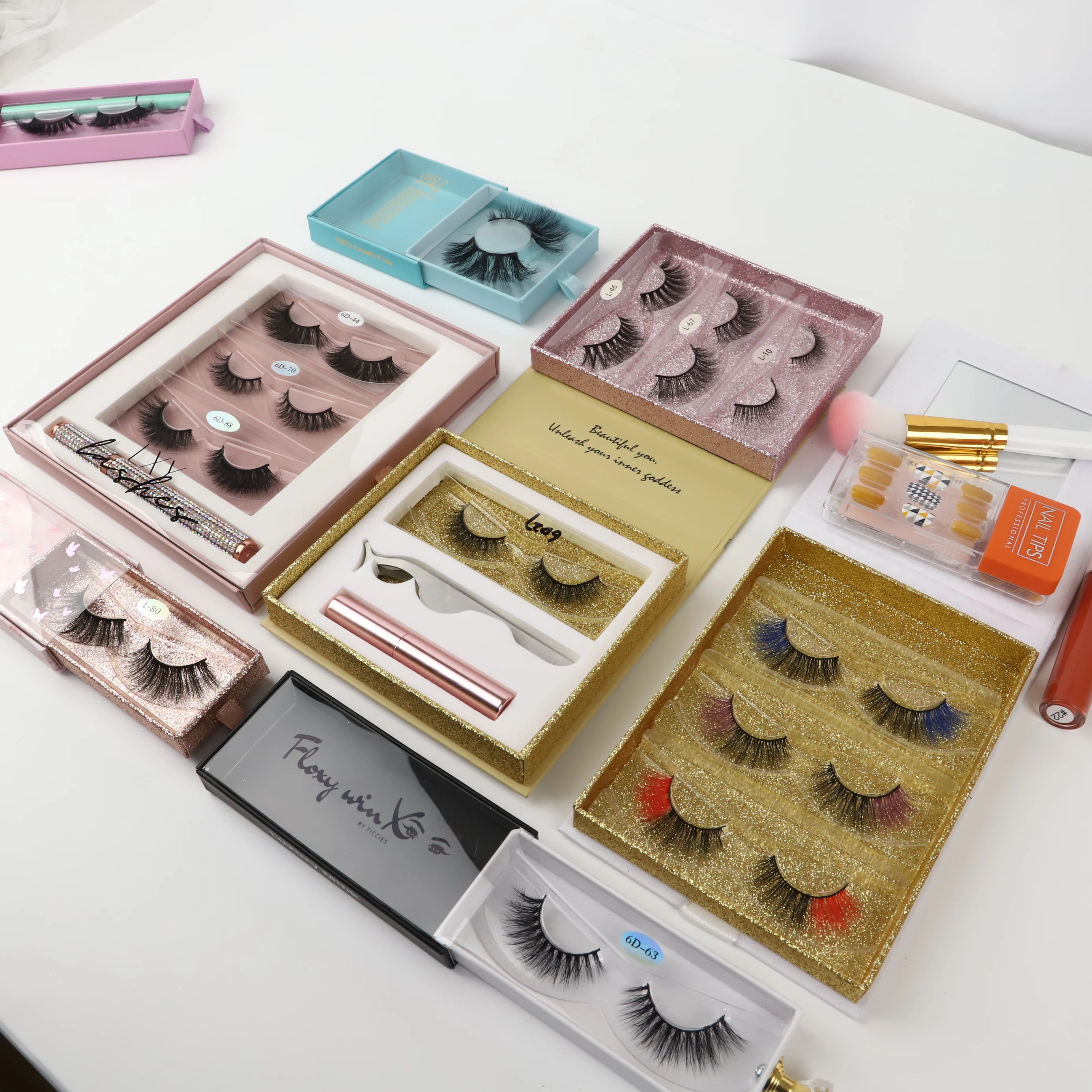 The new style in 2021 is suitable for any new customer to select high-quality silk lashes
The new style in 2021 is suitable for any new customer to select high-quality silk lashes
