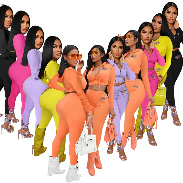 Luxury Fall 2021 Women Clothes Designer 2 Piece Tracksuit Set Winter Outfits Clothing Hoodie Fashion Brand Two Piece Pants Sets, As show / custom colors
Luxury Fall 2021 Women Clothes Designer 2 Piece Tracksuit Set Winter Outfits Clothing Hoodie Fashion Brand Two Piece Pants Sets, As show / custom colors