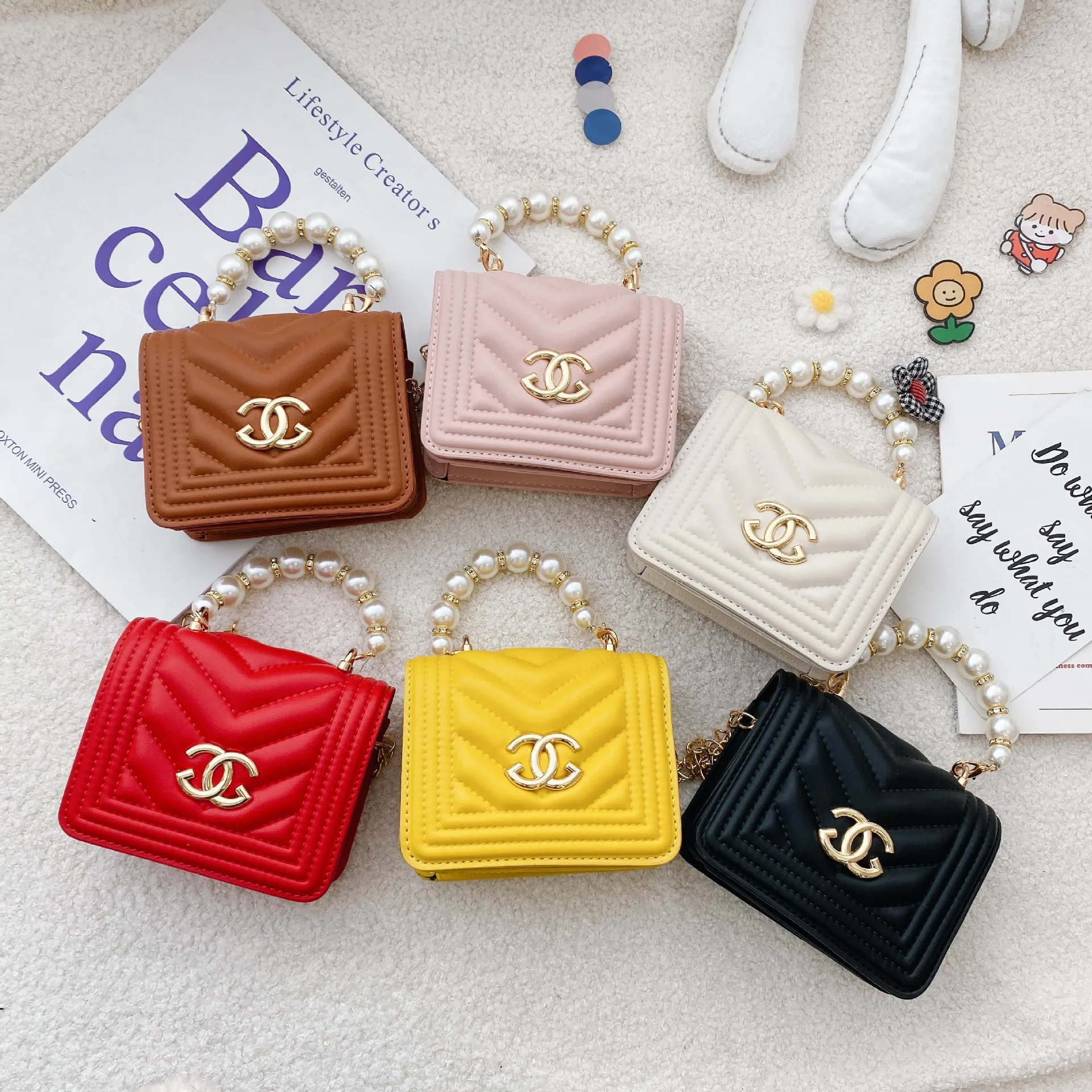 2021 New Girls Baby Mini Quilted Bag Women Small Leather Chain Messenger Shoulder Bag Children Crossbody Bag Purse
2021 New Girls Baby Mini Quilted Bag Women Small Leather Chain Messenger Shoulder Bag Children Crossbody Bag Purse