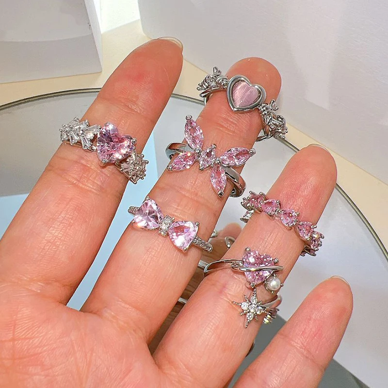 Y2K Style Silver Pink Crystal Butterfly Heart Baguette Ring Open Cubic Zircon Wedding Party Rings for Women
Y2K Style Silver Pink Crystal Butterfly Heart Baguette Ring Open Cubic Zircon Wedding Party Rings for Women