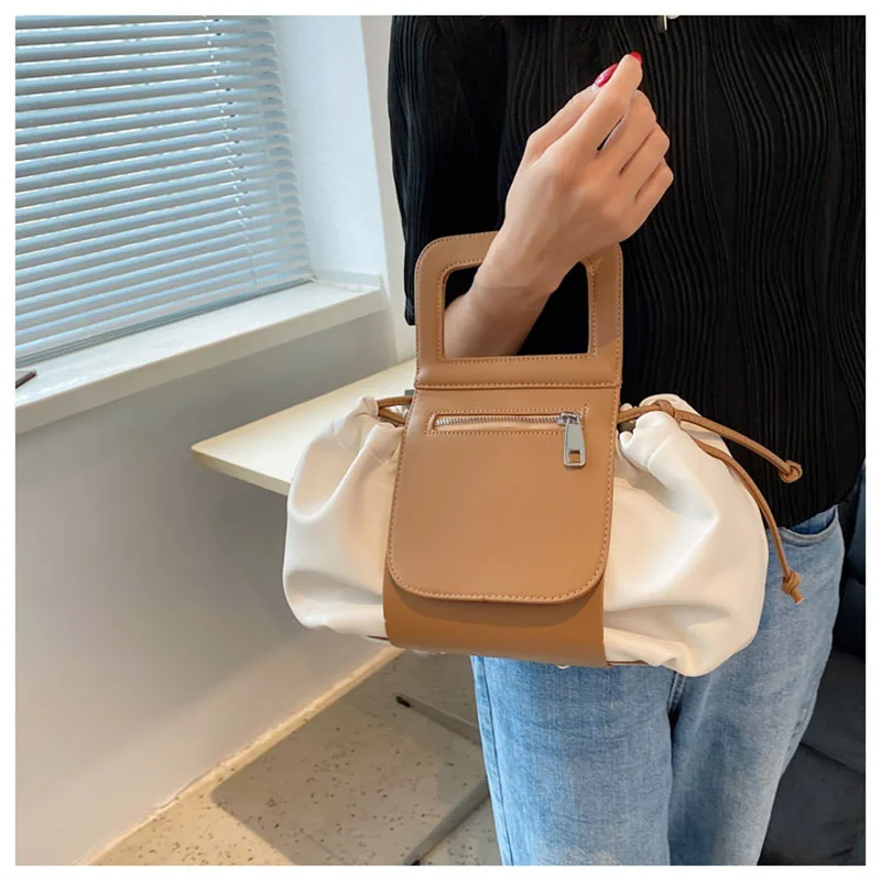 Noble Atmosphere Texture Ladies Hand Messenger Bag New Style Large-capacity Handbag Fashionable Pleated One-shoulder Cloud Bag
Noble Atmosphere Texture Ladies Hand Messenger Bag New Style Large-capacity Handbag Fashionable Pleated One-shoulder Cloud Bag