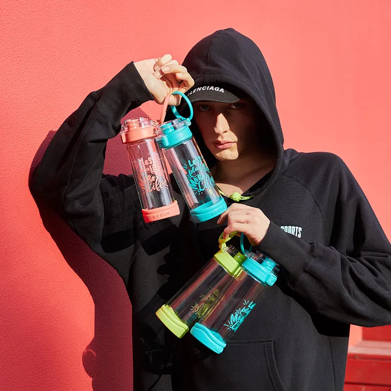 GiNT Wholesale Christmas Double Wall Glass Water Cups Custom Color Glass Water Bottles for New Year Present, Customized colors acceptable
GiNT Wholesale Christmas Double Wall Glass Water Cups Custom Color Glass Water Bottles for New Year Present, Customized colors acceptable