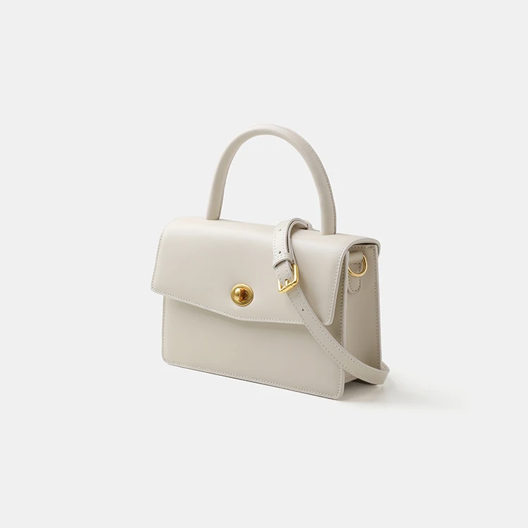Latest fashion high quality shoulder bag ladies bags simple design custom logo women genuine leather handbags
Latest fashion high quality shoulder bag ladies bags simple design custom logo women genuine leather handbags