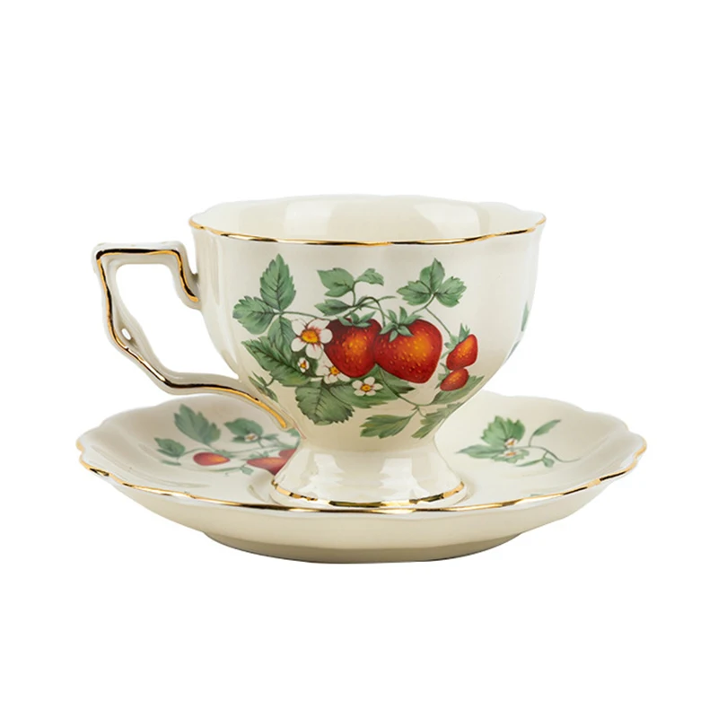French Courtly Style Gold Edge Strawberry /Flower Decoration Ceramic Coffee Mugs Coffee /Tea Pot
French Courtly Style Gold Edge Strawberry /Flower Decoration Ceramic Coffee Mugs Coffee /Tea Pot
