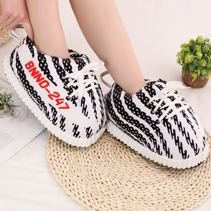 fashion Adult Winter slides sandals Cute Warm Indoor Funny Fluffy Yeezy Plush Sneaker Slippers for man and women, White ,black
fashion Adult Winter slides sandals Cute Warm Indoor Funny Fluffy Yeezy Plush Sneaker Slippers for man and women, White ,black