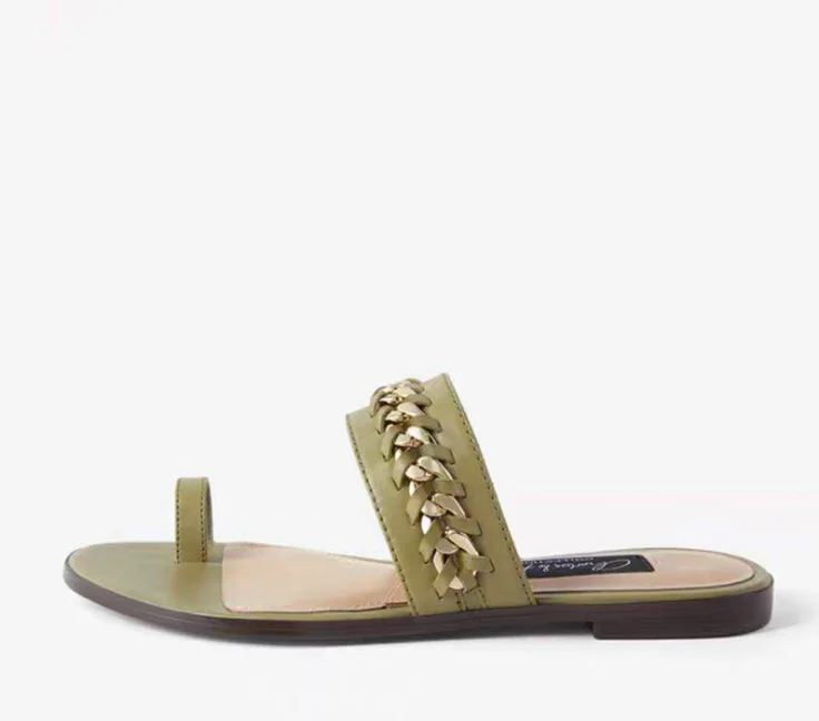 Zapatillas Terlik wholesale ladies outdoor flat slippers square toe square women's shoes strap sandals slipper for women
Zapatillas Terlik wholesale ladies outdoor flat slippers square toe square women's shoes strap sandals slipper for women