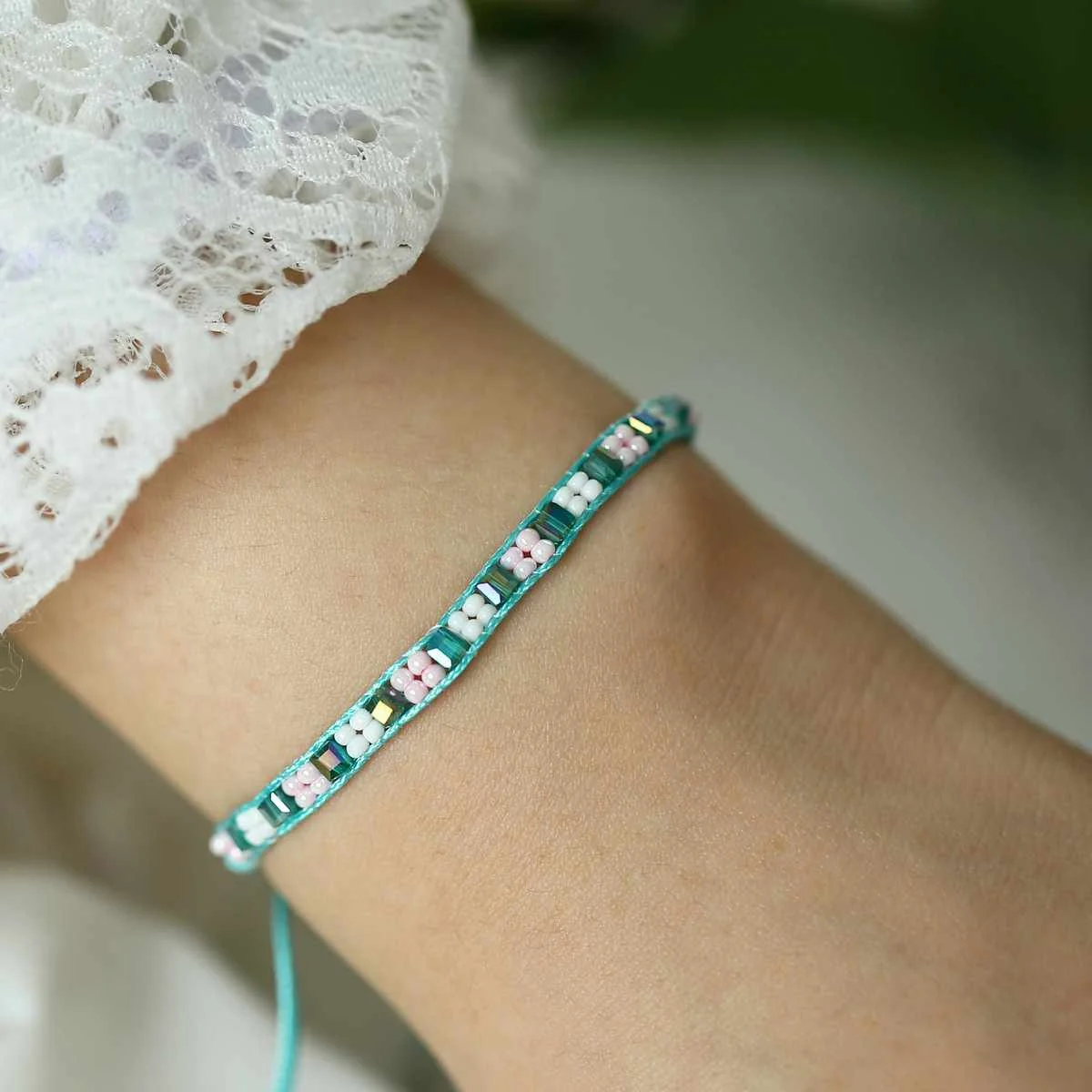 Bohemian Trendy Adjustable Bracelet Mix Colors Handmade Bead Jewelry For Female Gift Jewelry
Bohemian Trendy Adjustable Bracelet Mix Colors Handmade Bead Jewelry For Female Gift Jewelry