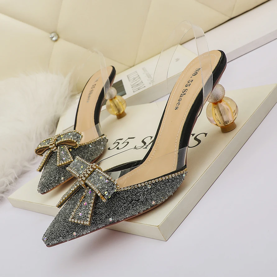 Latest design pointed toe thick chunky heels diamond ladies high heel sandals for women
Latest design pointed toe thick chunky heels diamond ladies high heel sandals for women