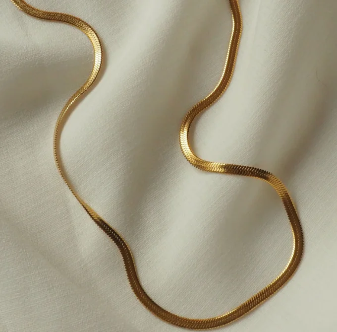 Fashion Chain Lady Women Girl Gold Plated Thick Chains Necklace Customize Size Snake Chain Necklace in Gold
Fashion Chain Lady Women Girl Gold Plated Thick Chains Necklace Customize Size Snake Chain Necklace in Gold