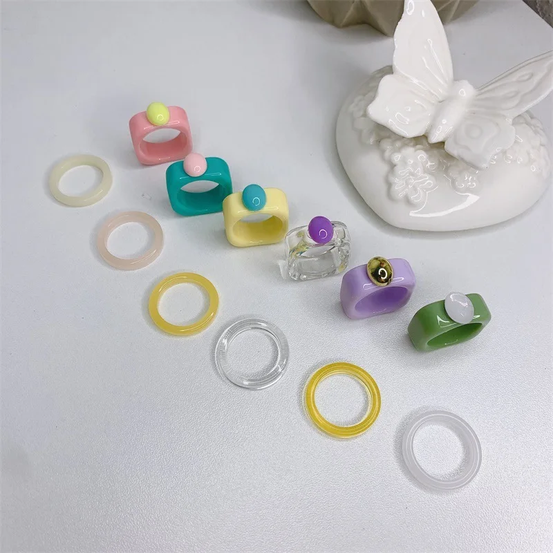 OUYE 2021 INS square Fashion Acrylic ring for women Simple pop art colorful geometric Resin Ring Jewelry Wholesale resin rings
OUYE 2021 INS square Fashion Acrylic ring for women Simple pop art colorful geometric Resin Ring Jewelry Wholesale resin rings
