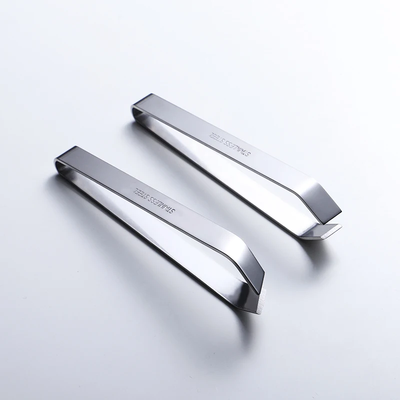 Stainless Steel Fish Bone Tweezers, Flat and Slant Tweezers Pliers Remover Tool, Silver
Stainless Steel Fish Bone Tweezers, Flat and Slant Tweezers Pliers Remover Tool, Silver