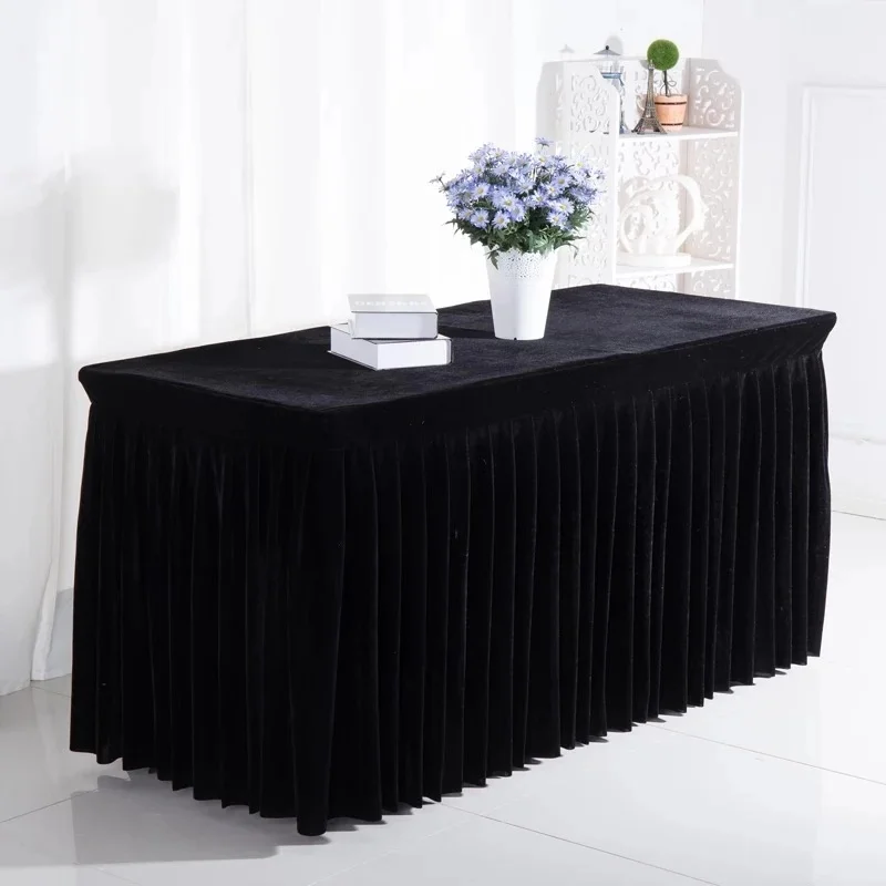 Toptan siyah kadife Ruffled dikdörtgen masa süpürgelik farklı tasarımlar masa süpürgelik düğün için